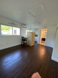 Building Photo - 1551 Palm Tree Dr