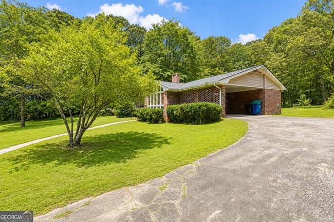 Building Photo - 3605 Flat Shoals Rd