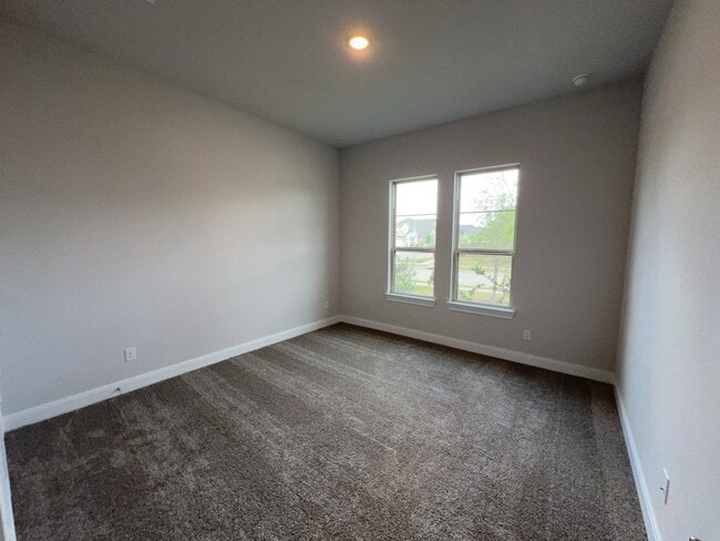 Building Photo - 5714 Caracara St