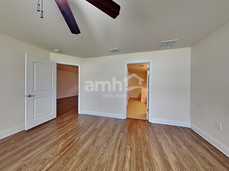Building Photo - 10708 Standing Stone Dr