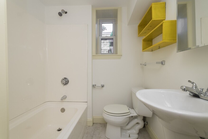 Building Photo - 40 Eutaw St