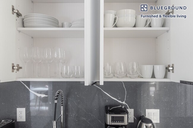 Building Photo - 103 Mosco St