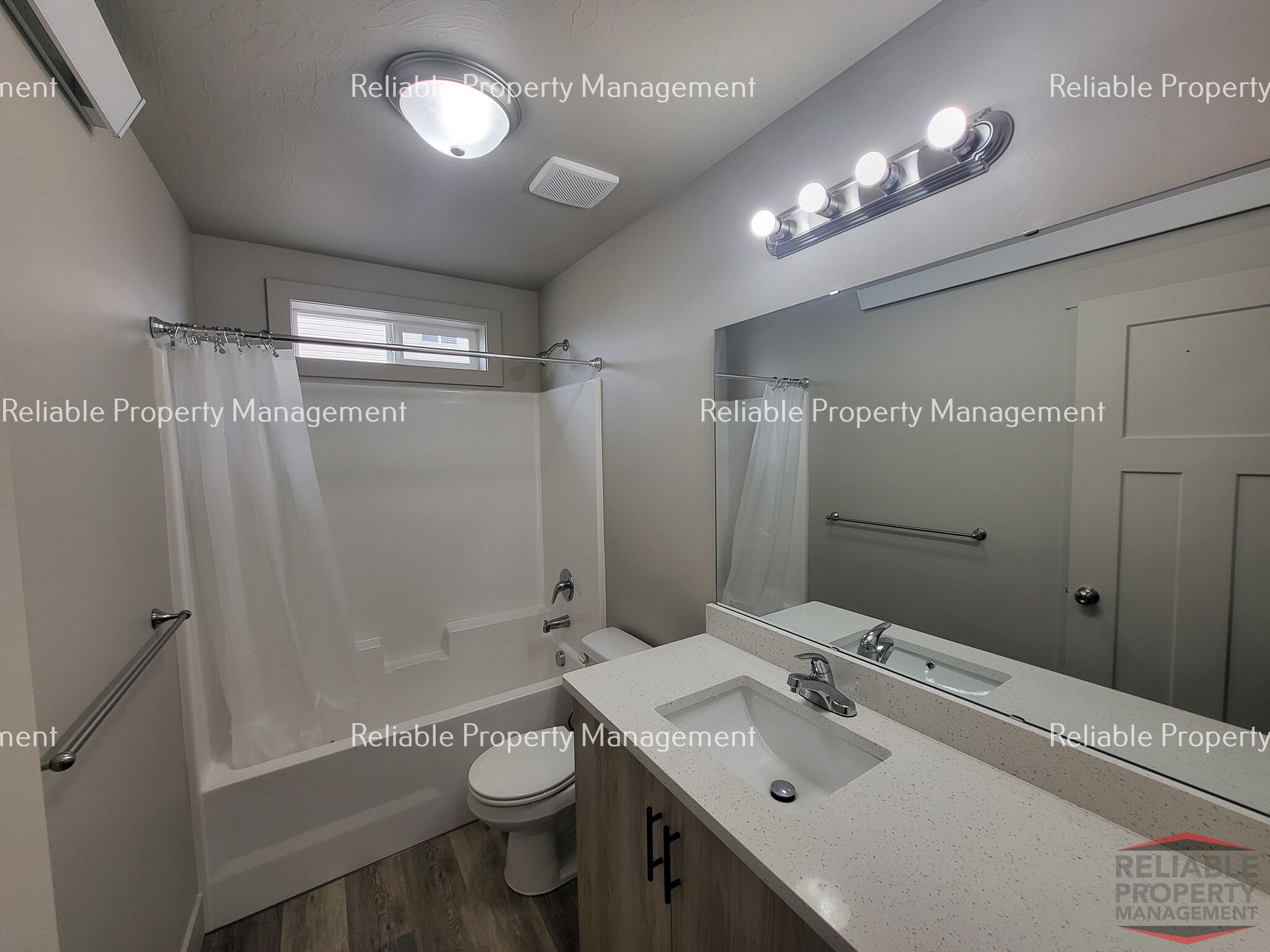 Building Photo - 6325 N Silver Fox Rd