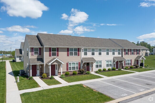 Building Photo - Misty Creek Village