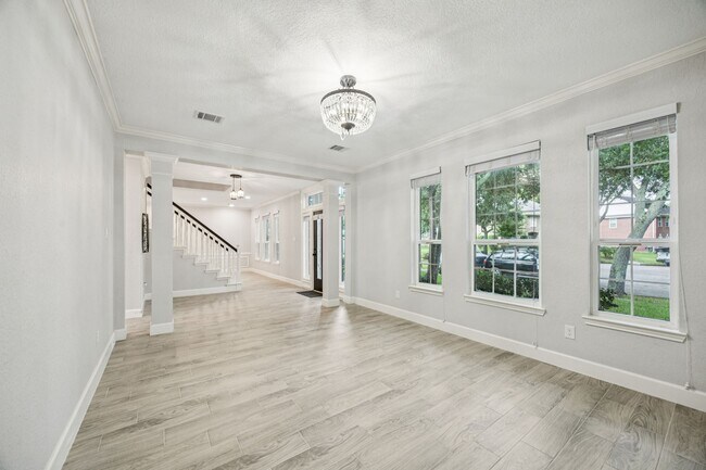 Building Photo - 16802 Willow Bend Ct