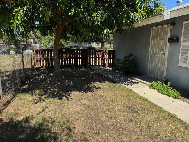 Building Photo - 5131 Merle St