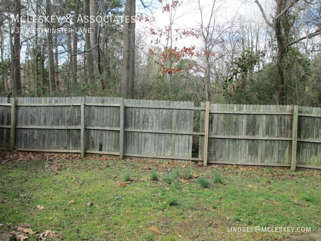 Building Photo - 937 Westminster Ln