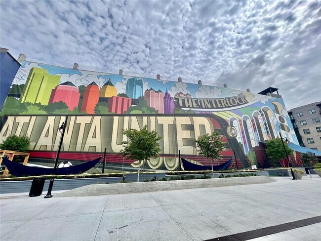 Building Photo - 1300 Chelsea Cir NW