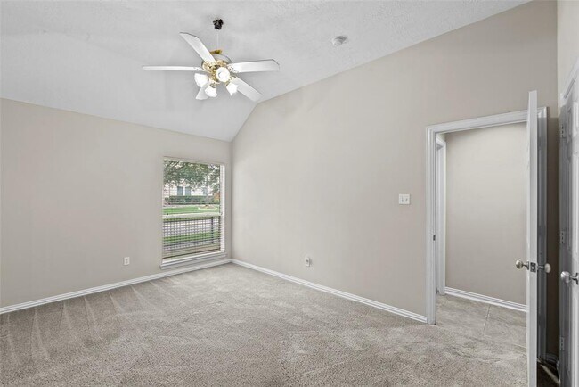 Building Photo - 12058 Miramar Shores Dr