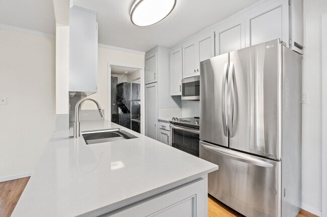 Building Photo - Unique 2 Bedroom, 1 Bath Stand-Alone House...