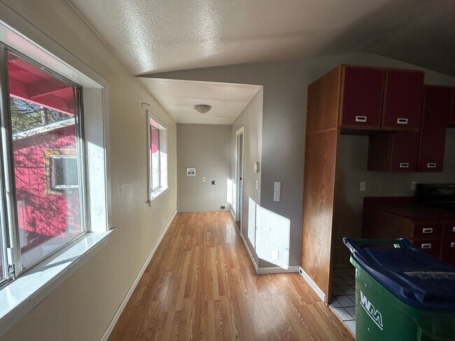 Building Photo - 18728 Three Homes Rd