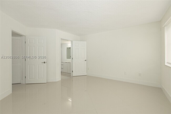 Building Photo - 10241 NW 9th St Cir