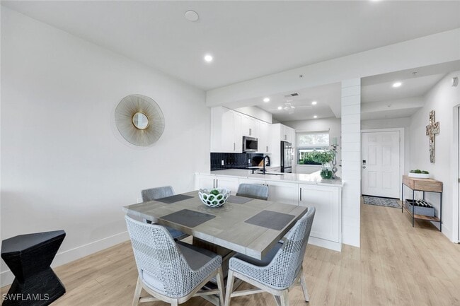 Building Photo - 2740 Cypress Trace Cir