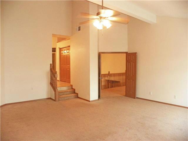 Building Photo - 12705 Tierra Flores Dr