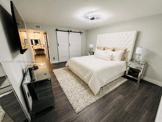 Building Photo - 5800 Camino Del Sol