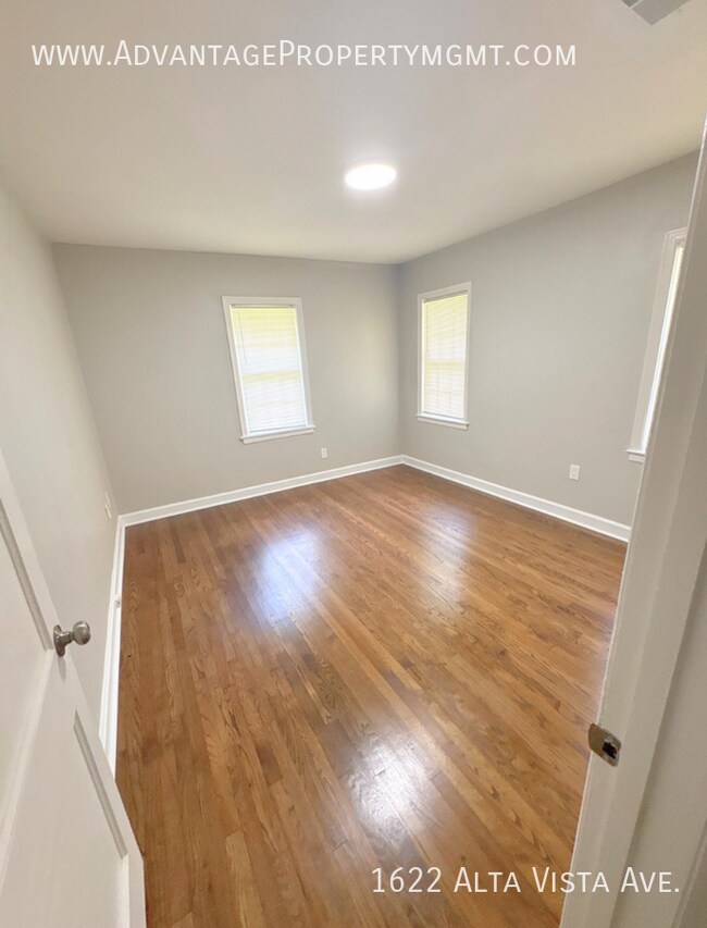 Building Photo - 1622 Alta Vista Ave