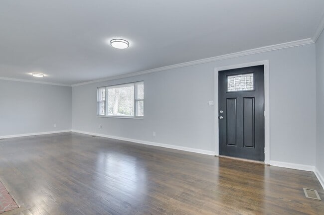 Building Photo - Fully Renovated Home in North Augusta