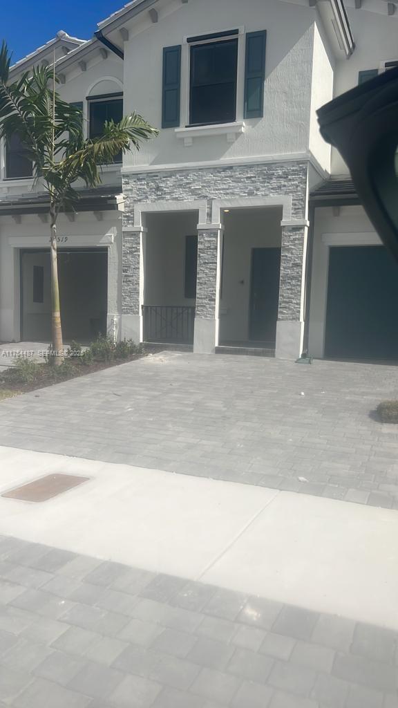 Building Photo - 28519 SW 134th Ct