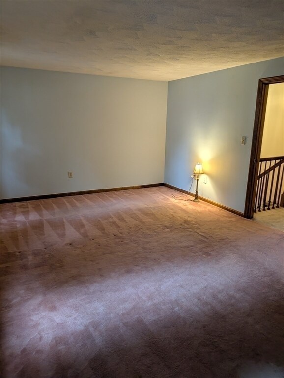 Building Photo - 328 Wellman Ave