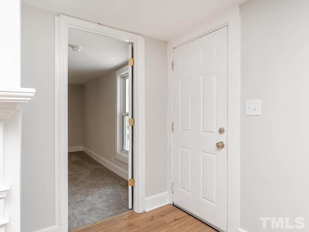 Building Photo - 234 Hatch St