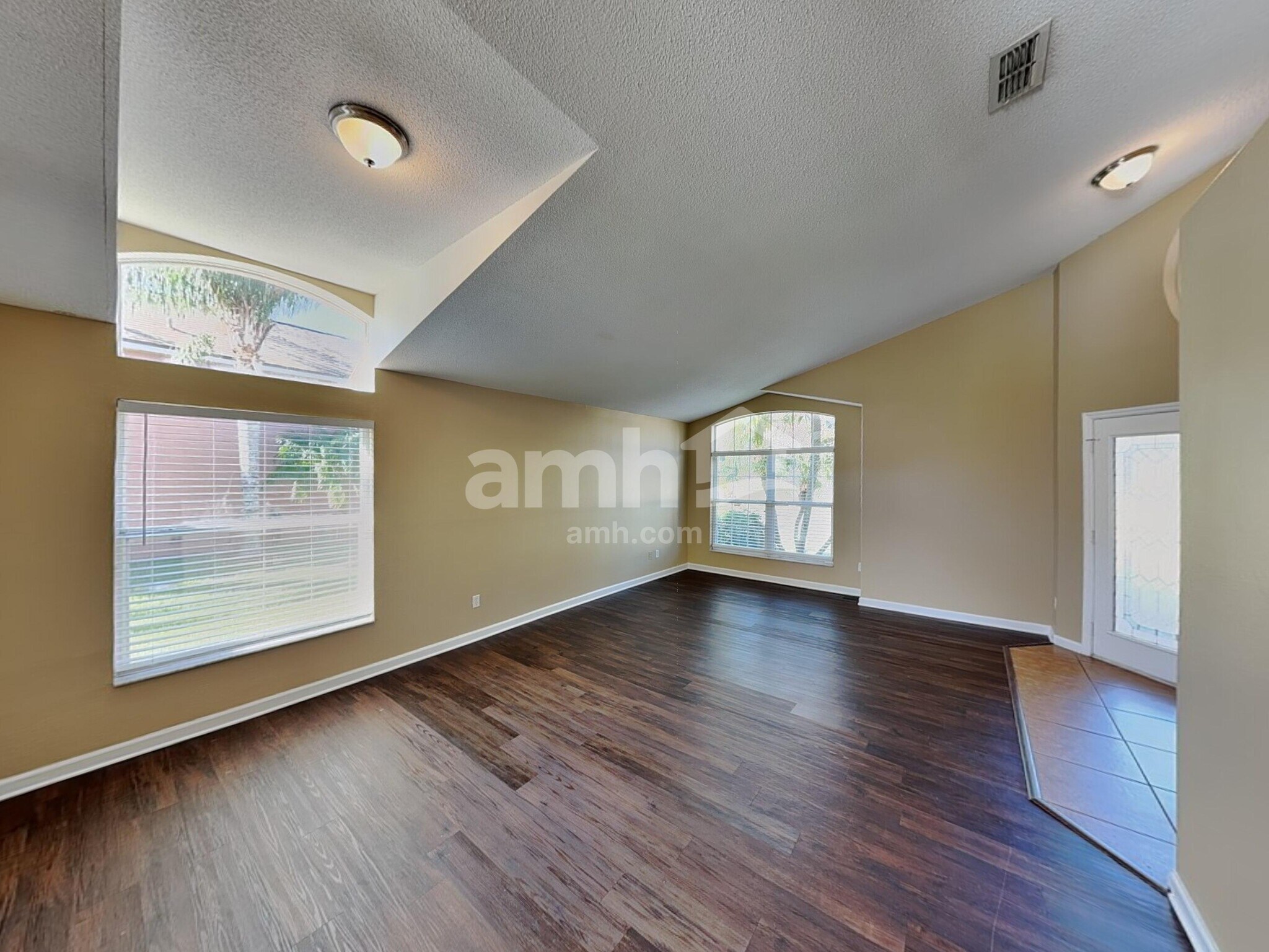 Building Photo - 6673 Bouganvillea Crescent Dr