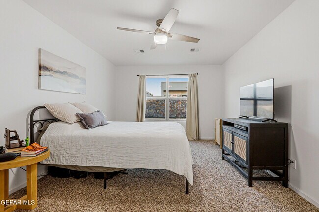 Building Photo - 13808 Paseo Sereno Dr