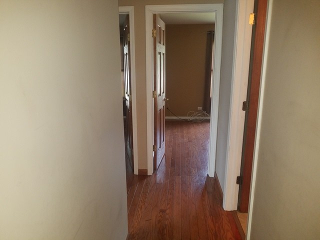Building Photo - 310 Sutherland Ln
