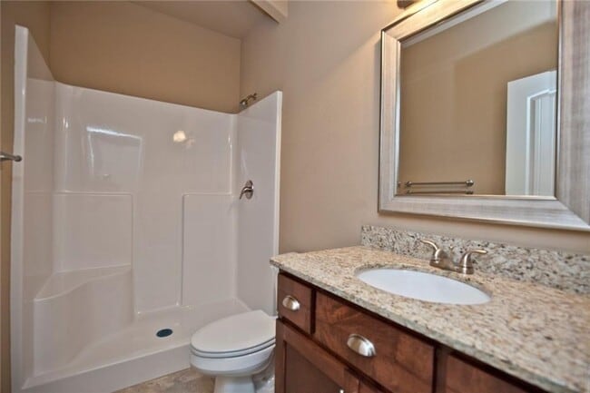 Building Photo - 4609 SW Plumley Ave