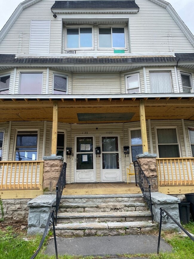 Building Photo - 1125 Pittston Ave