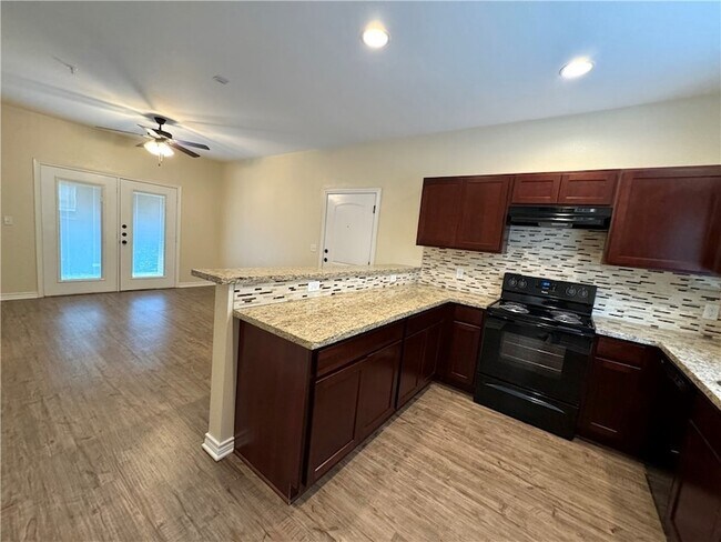 Building Photo - 1915 Dartmouth St