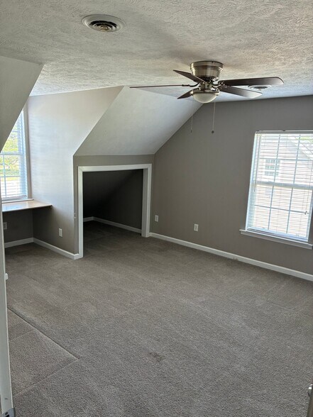 Building Photo - 112 Faldo Dr