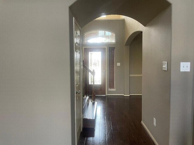 Building Photo - 8303 Kerrington Glen Dr