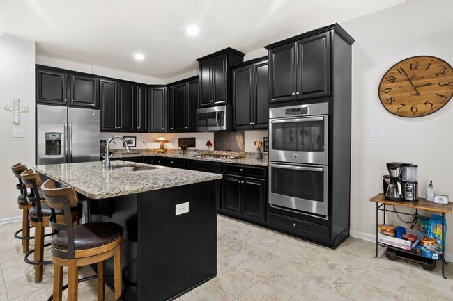 Building Photo - 2704 Brownstone Cir