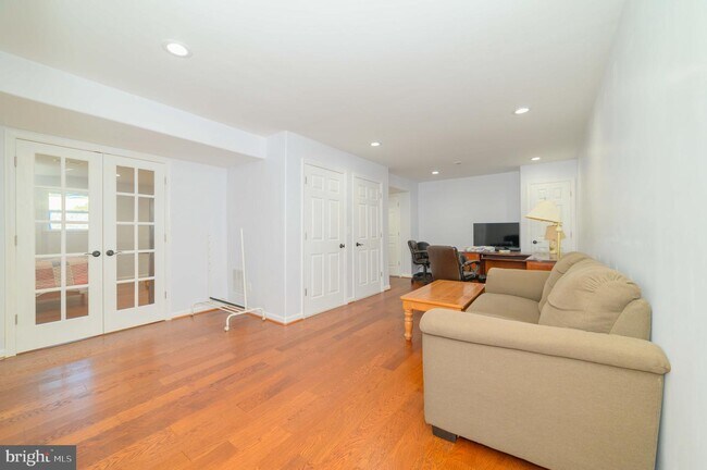 Building Photo - 4708 Randolph Ct