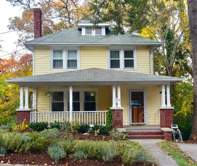 Primary Photo - 95 Buchanan Ave