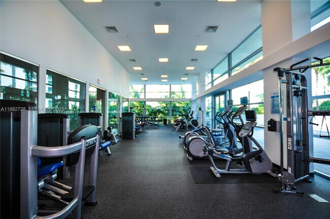 Building Photo - 2950 NE 188th St