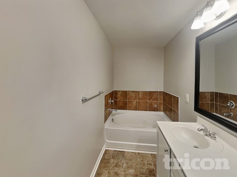 Building Photo - 1424 Henry David Ct