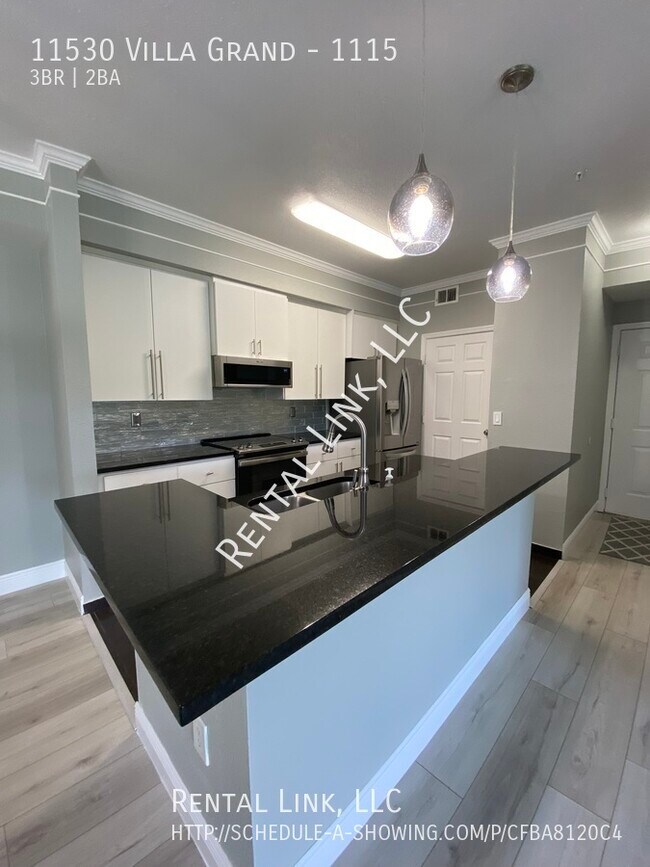 Building Photo - 11530 Villa Grand