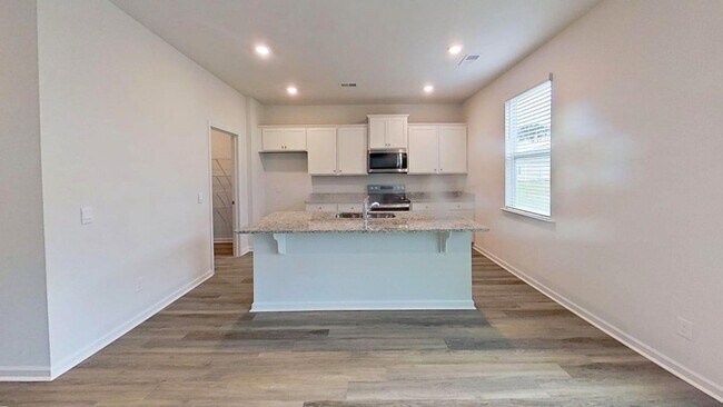 Building Photo - Available Soon!