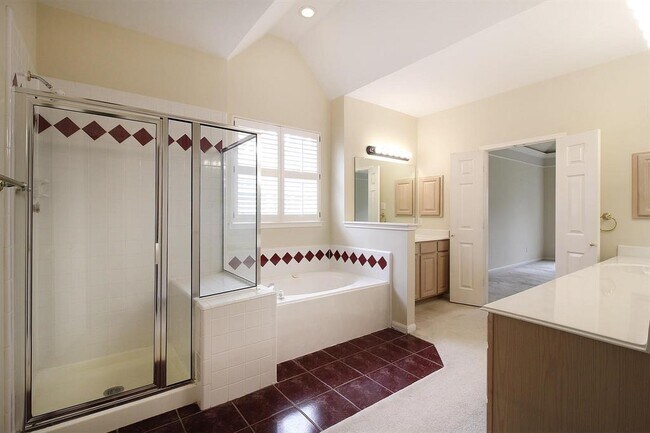 Building Photo - 18811 Cypress Chateau Dr