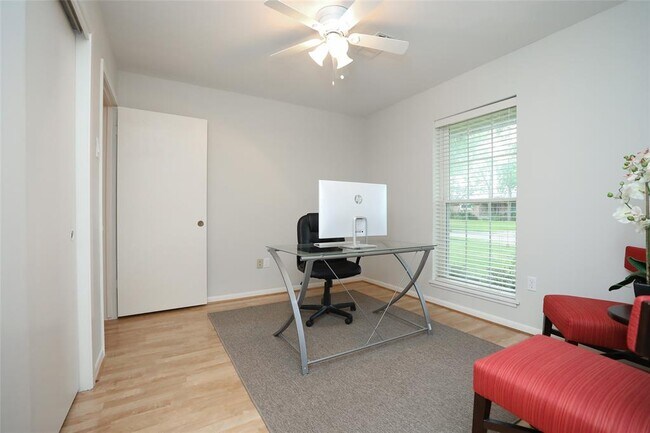 Building Photo - 5822 Cheena Dr