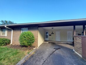 Building Photo - 1231 Woodbrook Ct
