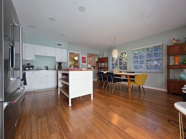 Building Photo - 1118 N K St