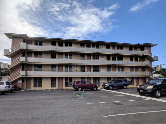 Building Photo - 855 Olokele Ave