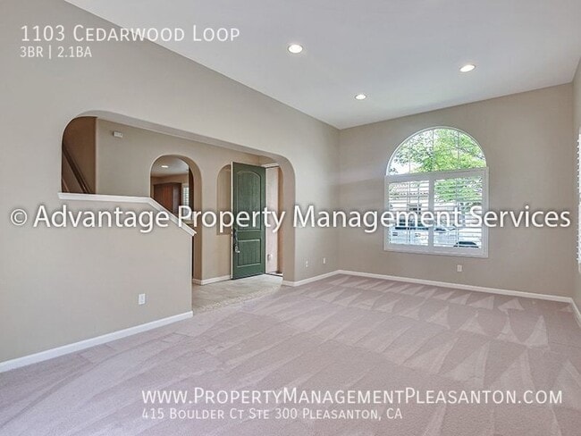 Building Photo - 1103 Cedarwood Loop