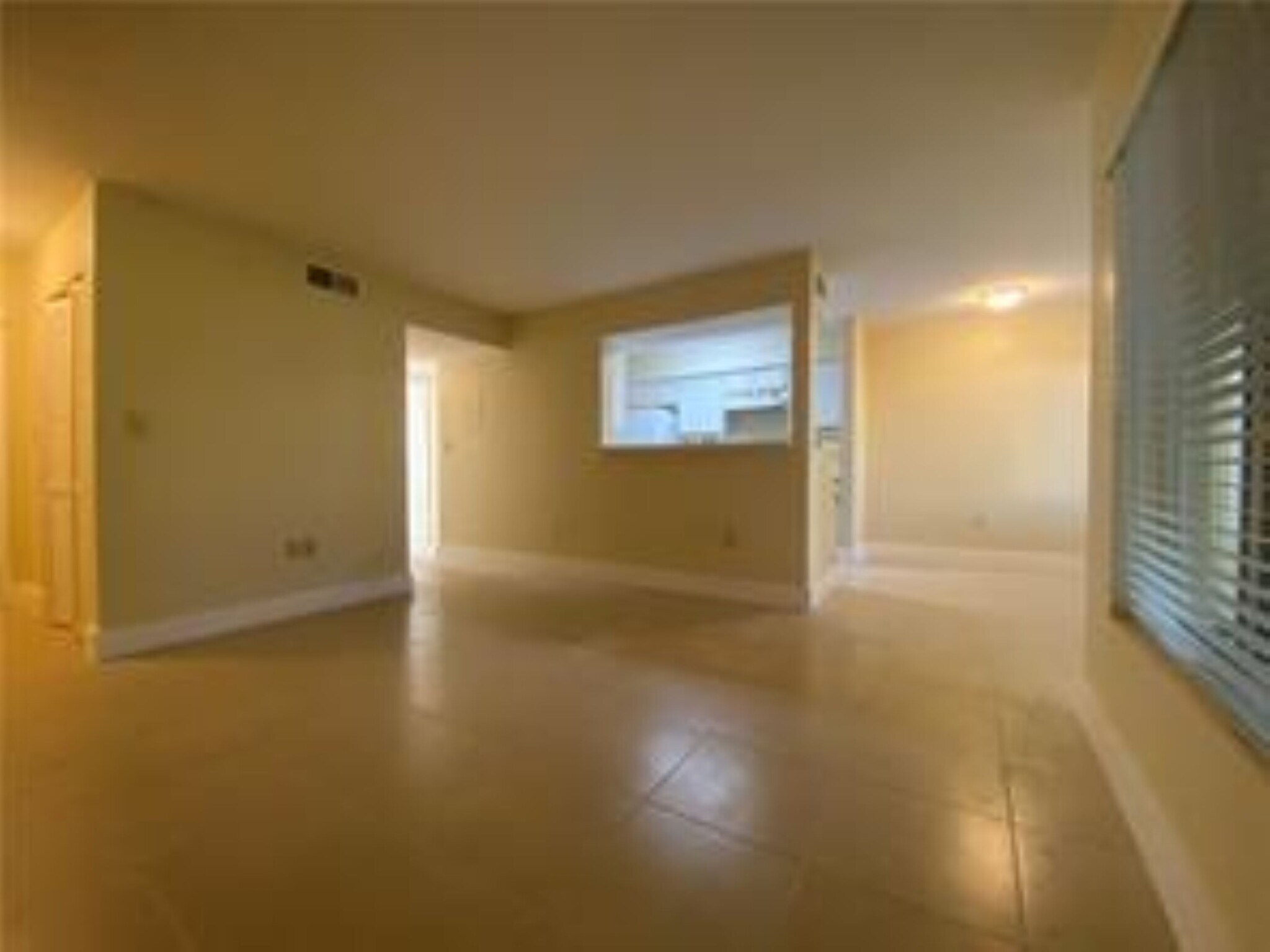 Building Photo - 2400 NW 33rd St
