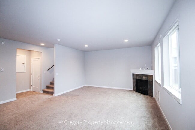 Building Photo - 19209 8th Ave W