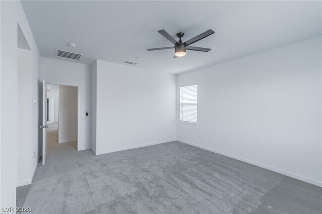 Building Photo - 9958 Carlon Hls Ave