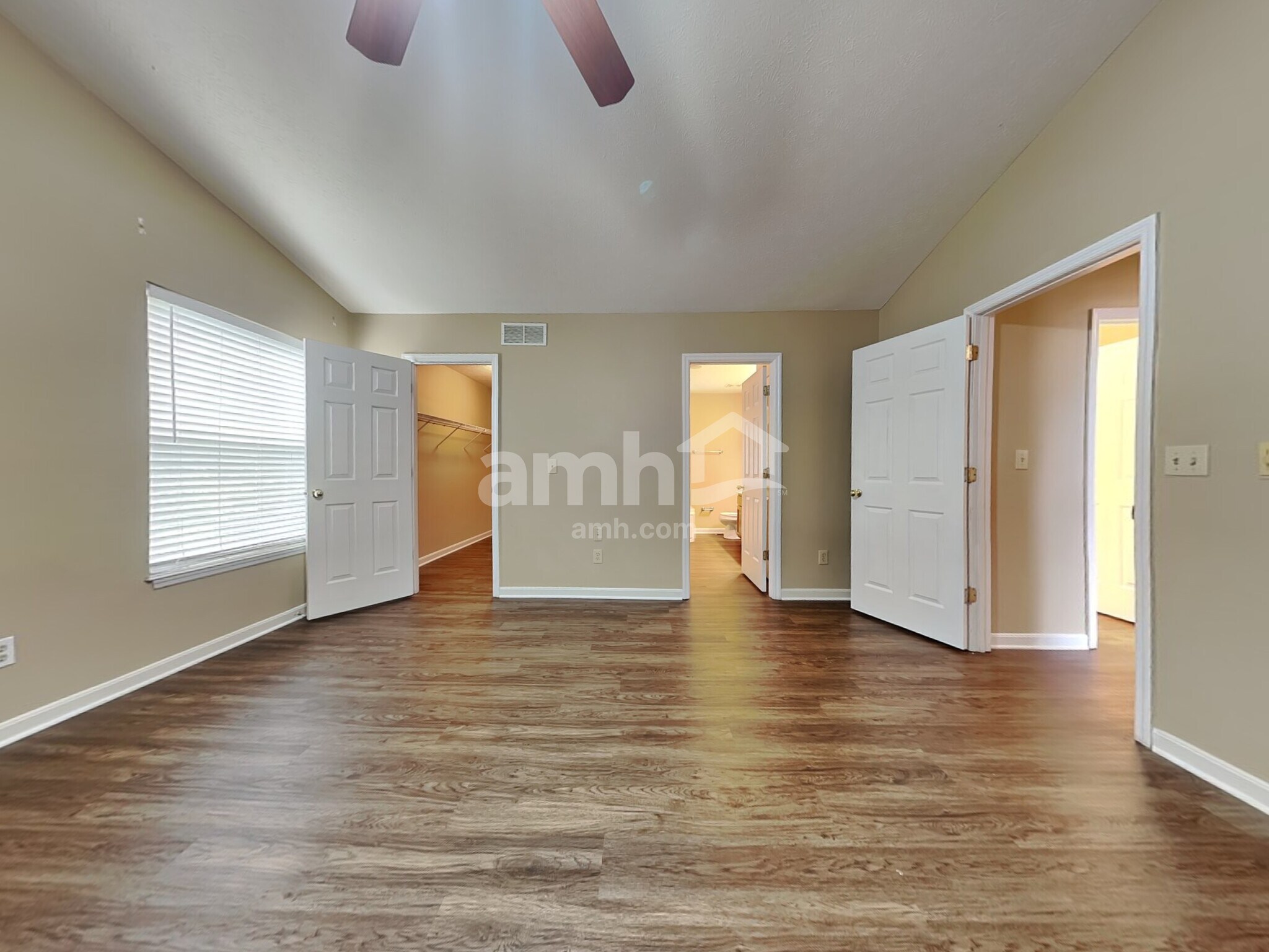 Building Photo - 8676 Woolstone Ct