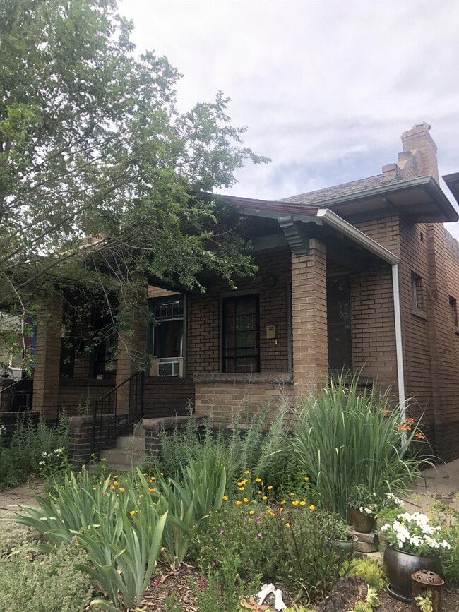 Building Photo - 2611 N Humboldt St